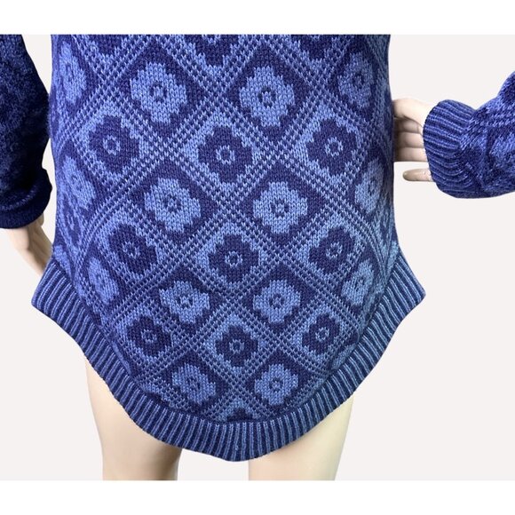 HandmadeVintage Blue Diamond Pattern V-Neck Sweater Button Detail & Round Hem Sm - Picture 10 of 12